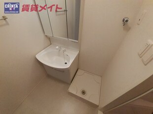 伊勢中川駅 徒歩5分 2階の物件内観写真